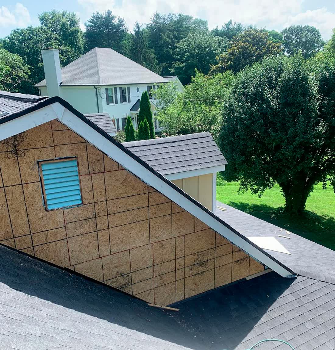 Hardie siding installation in progress